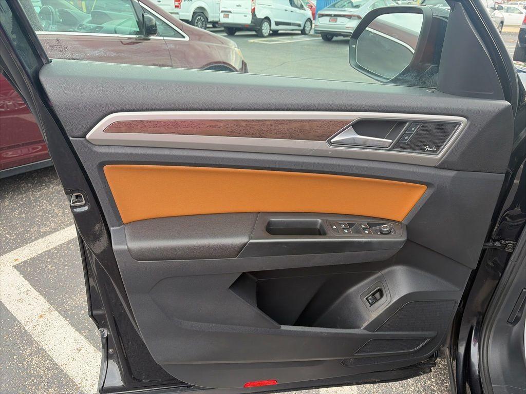 used 2018 Volkswagen Atlas car, priced at $13,788