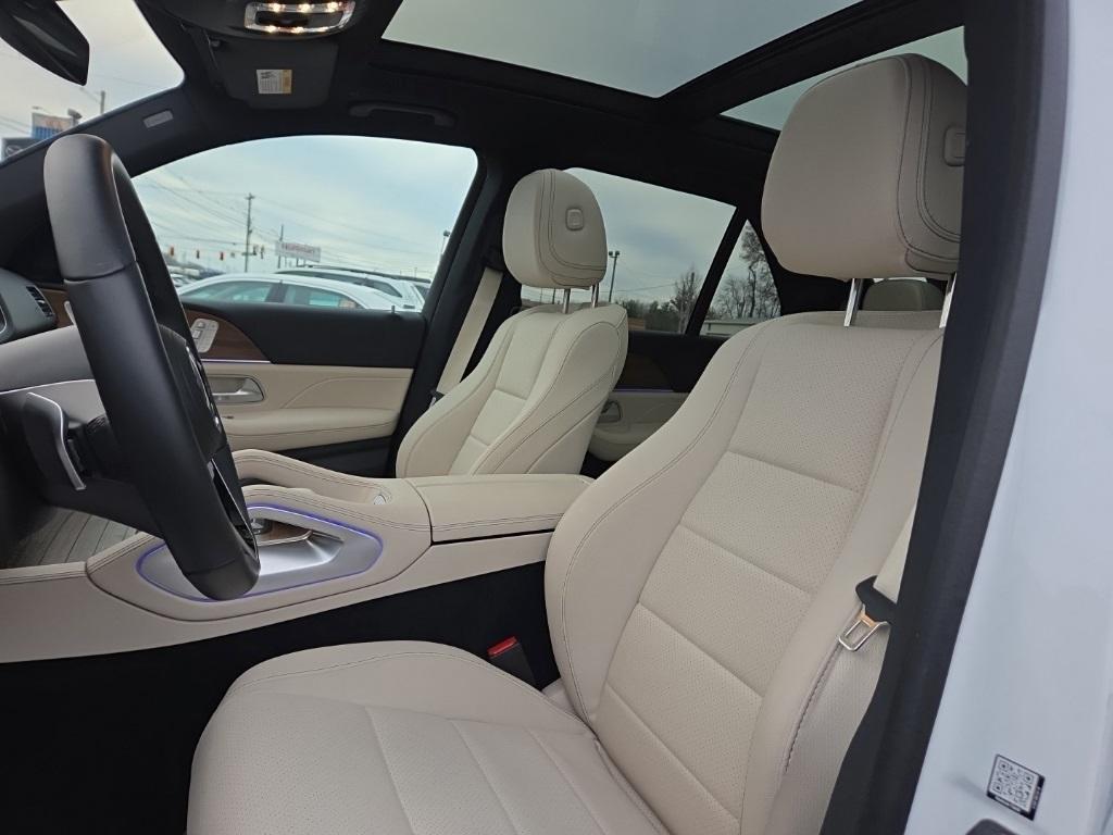 used 2025 Mercedes-Benz GLE 450 car, priced at $66,992