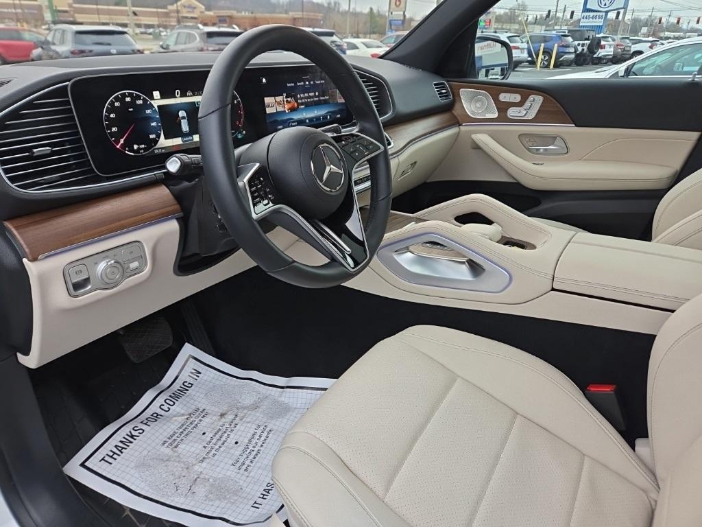 used 2025 Mercedes-Benz GLE 450 car, priced at $66,992