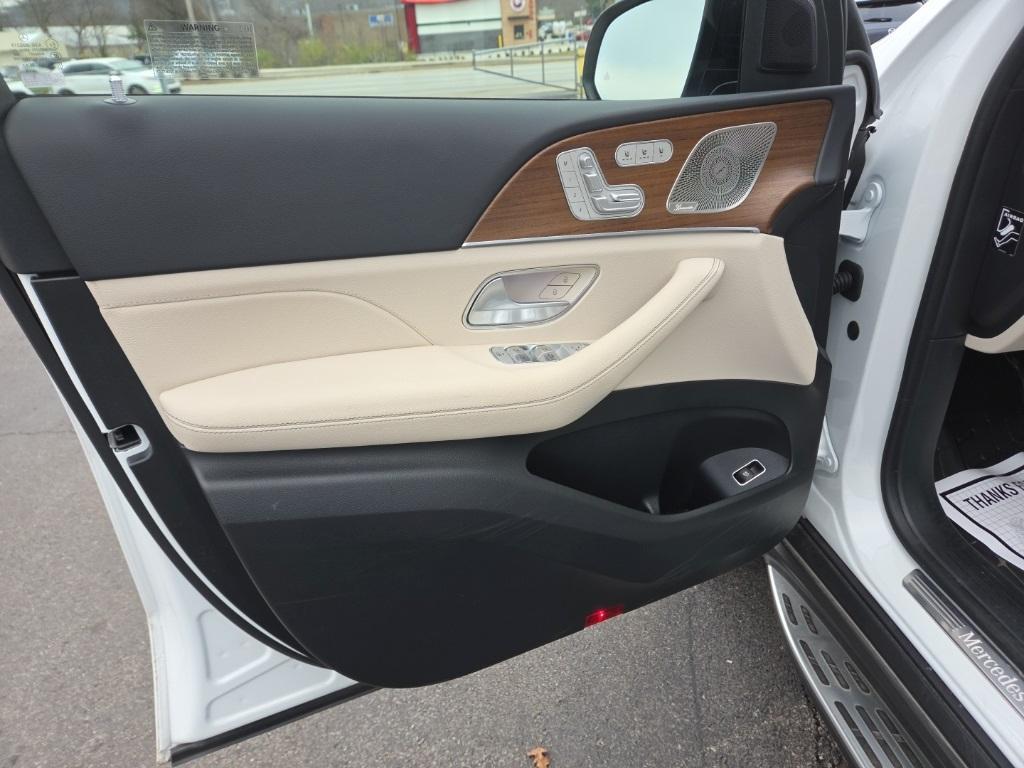 used 2025 Mercedes-Benz GLE 450 car, priced at $66,992
