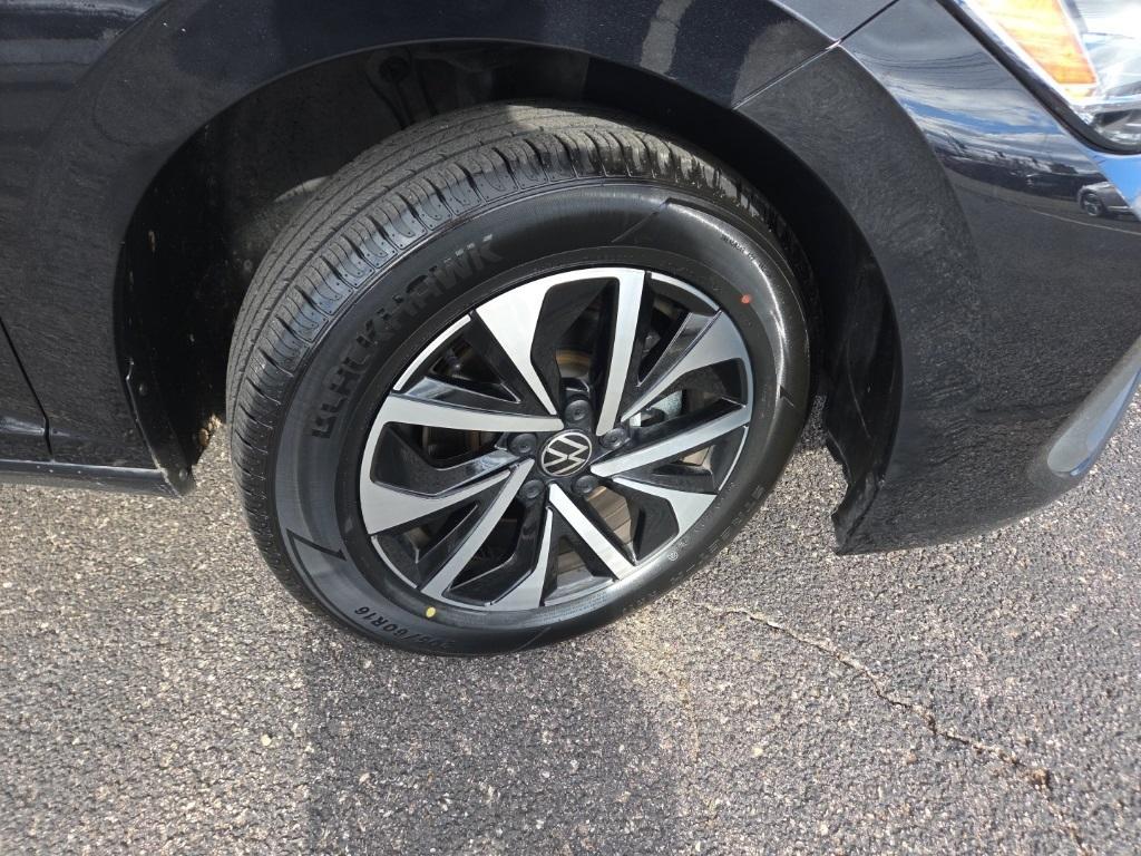 used 2024 Volkswagen Jetta car, priced at $16,916