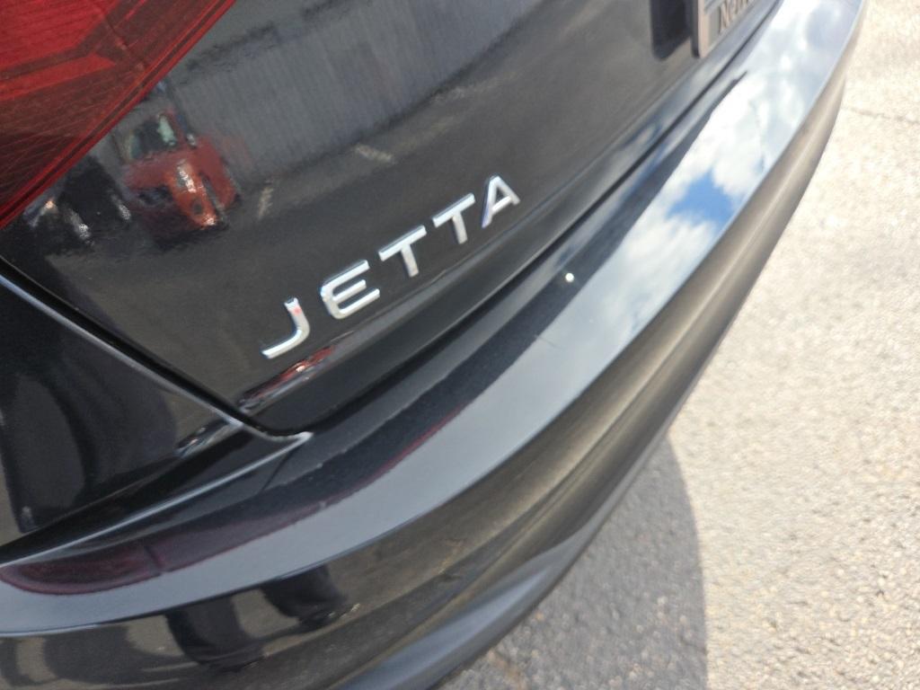 used 2024 Volkswagen Jetta car, priced at $16,916