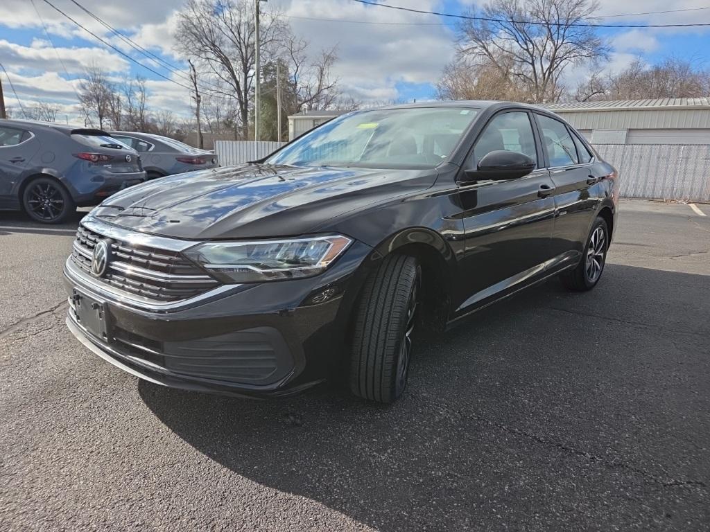 used 2024 Volkswagen Jetta car, priced at $16,916
