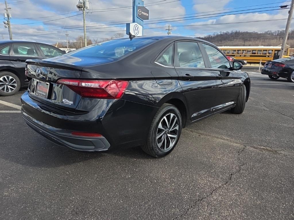 used 2024 Volkswagen Jetta car, priced at $16,916