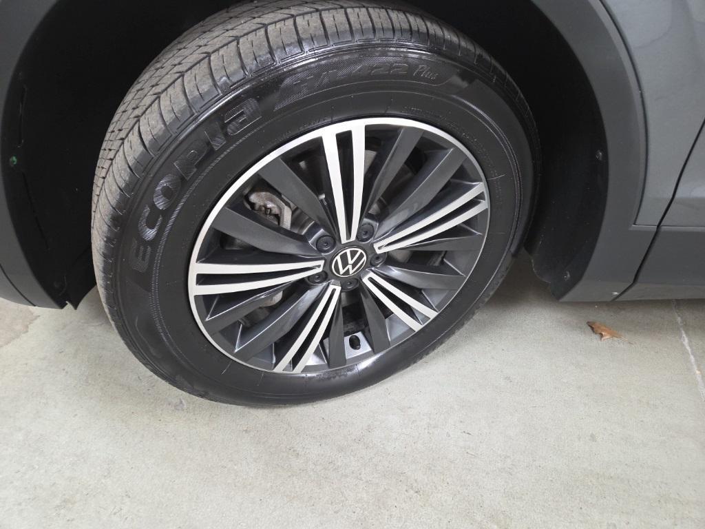 used 2024 Volkswagen Tiguan car, priced at $22,161