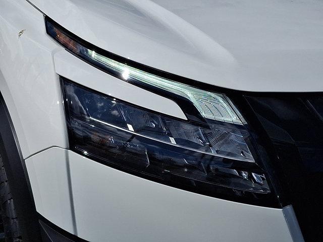 used 2025 Nissan Pathfinder car, priced at $37,999