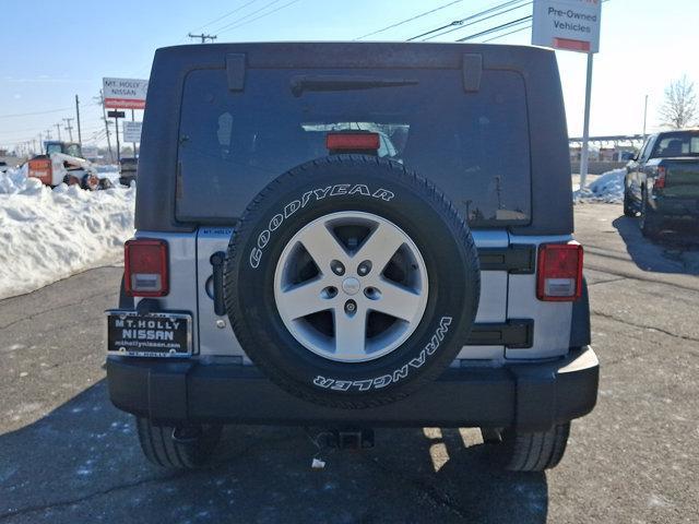 used 2015 Jeep Wrangler Unlimited car, priced at $18,900
