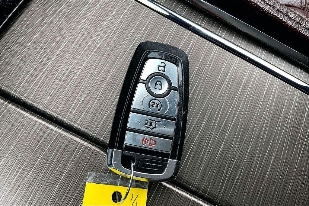 used 2024 Ford Expedition car, priced at $41,888