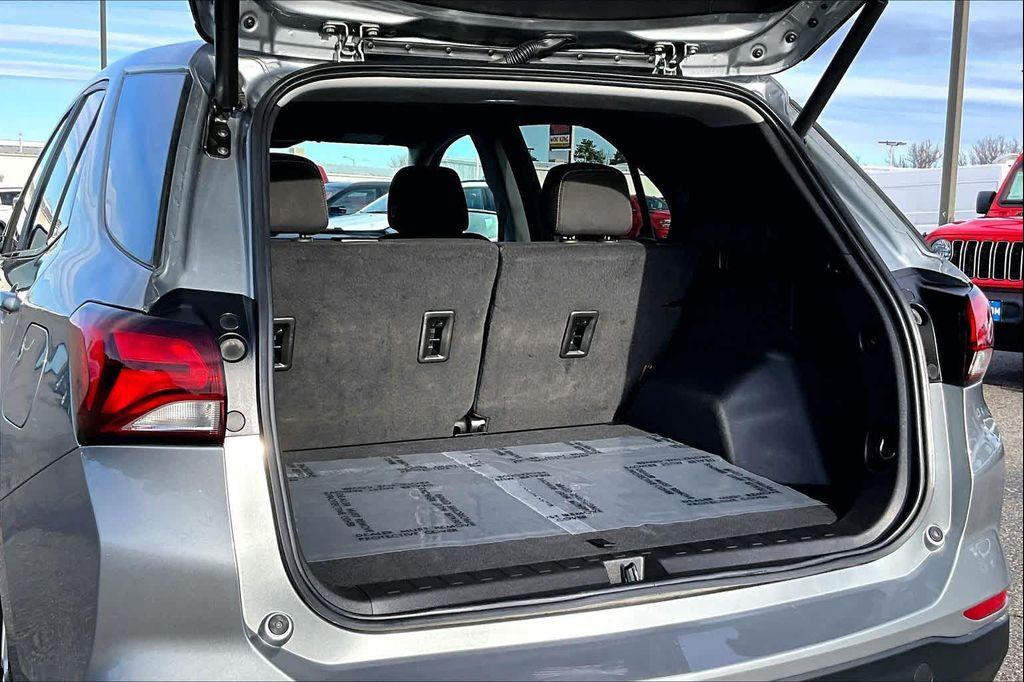 used 2024 Chevrolet Equinox car, priced at $19,788