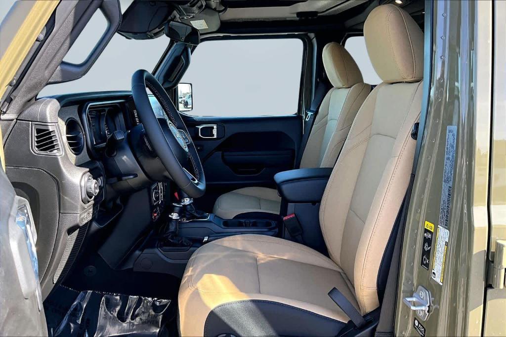 new 2026 Jeep Gladiator car, priced at $49,330