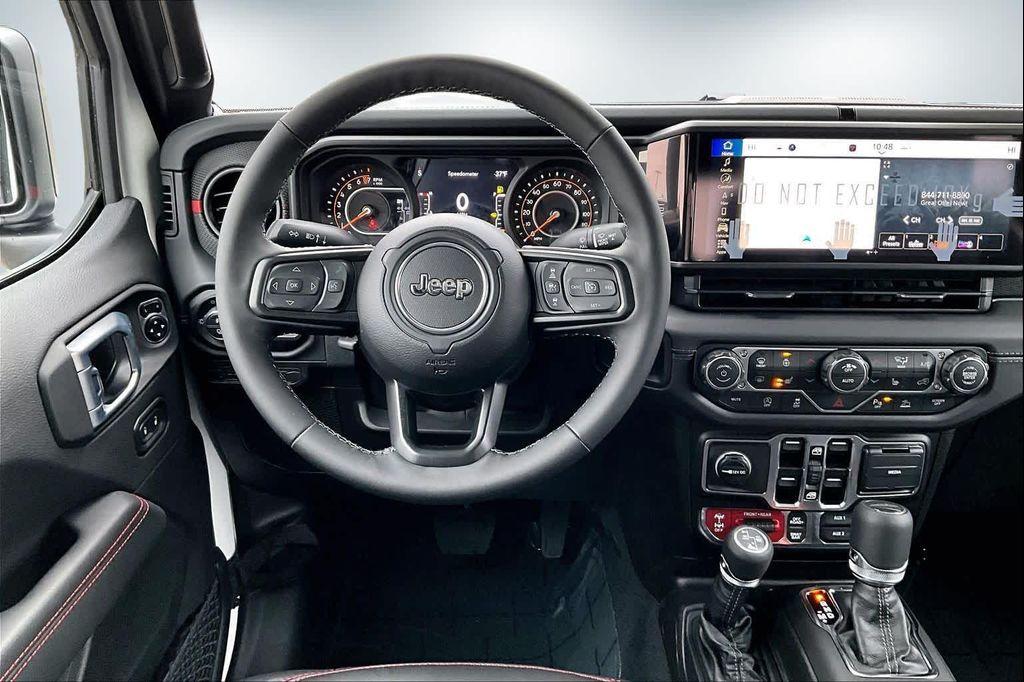 new 2026 Jeep Gladiator car, priced at $60,515