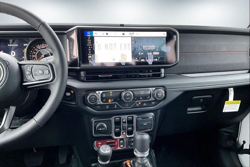 new 2026 Jeep Gladiator car, priced at $60,515