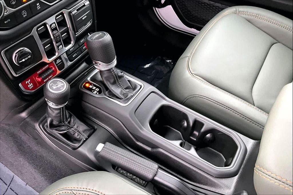 new 2026 Jeep Gladiator car, priced at $59,365