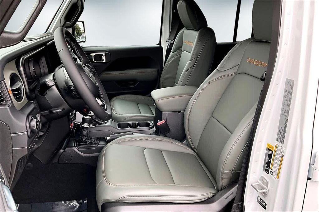 new 2026 Jeep Gladiator car, priced at $59,365