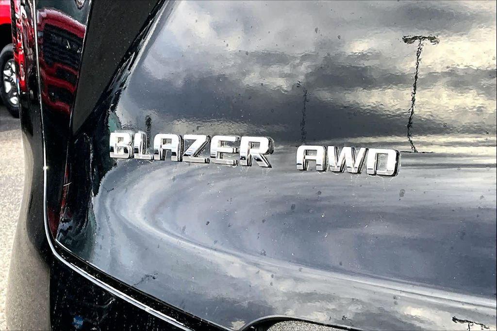used 2025 Chevrolet Blazer car, priced at $25,888