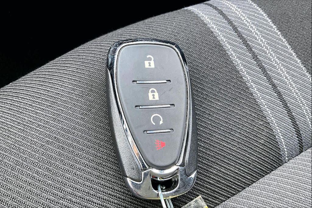 used 2025 Chevrolet Blazer car, priced at $25,888