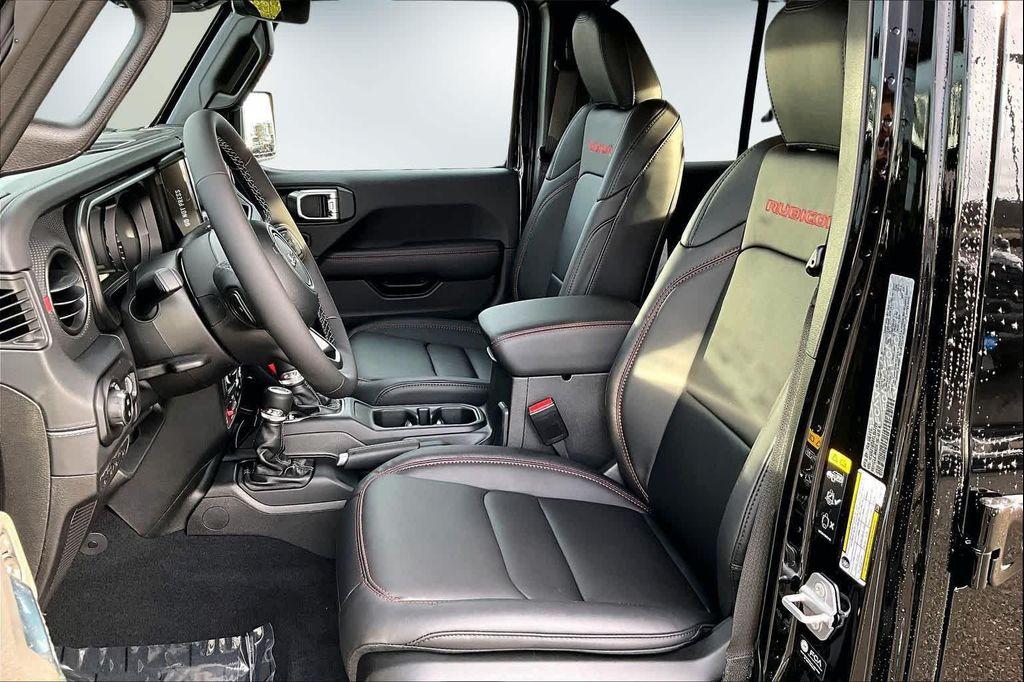 new 2026 Jeep Gladiator car, priced at $61,610