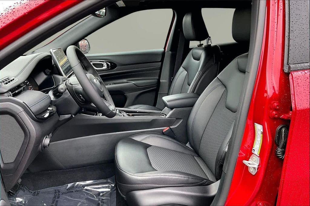 new 2026 Jeep Compass car, priced at $32,575