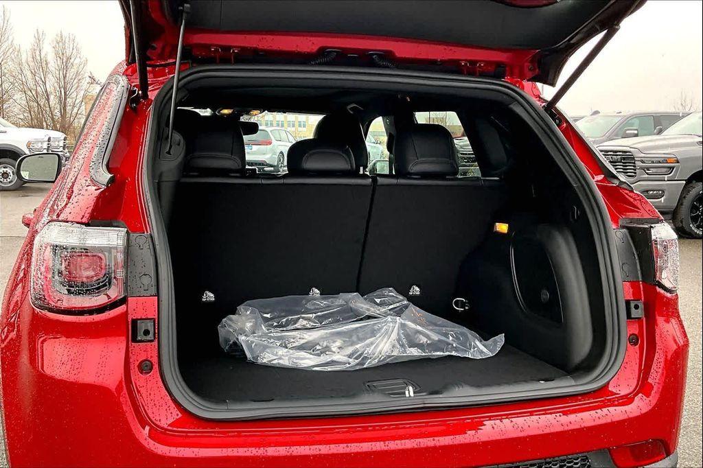 new 2026 Jeep Compass car, priced at $32,575