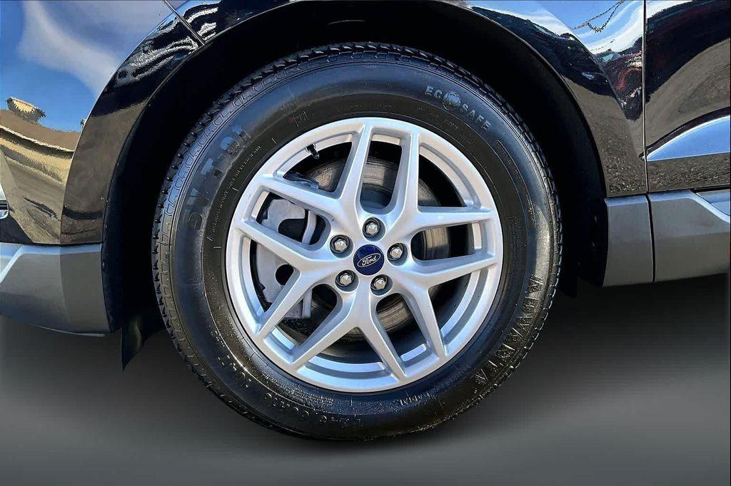 used 2024 Ford Edge car, priced at $20,588