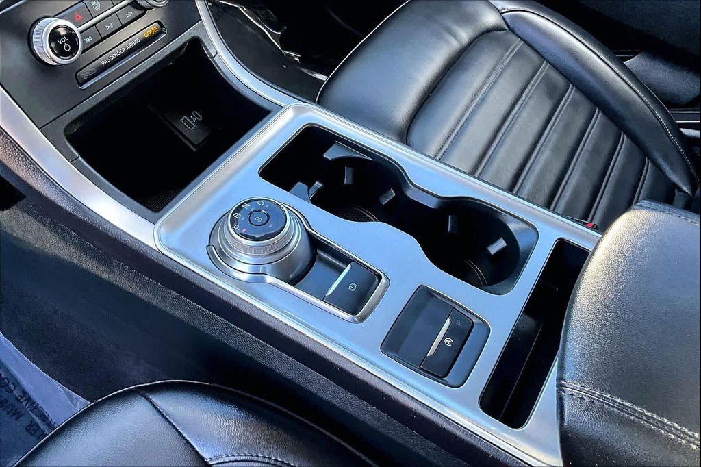 used 2024 Ford Edge car, priced at $20,588