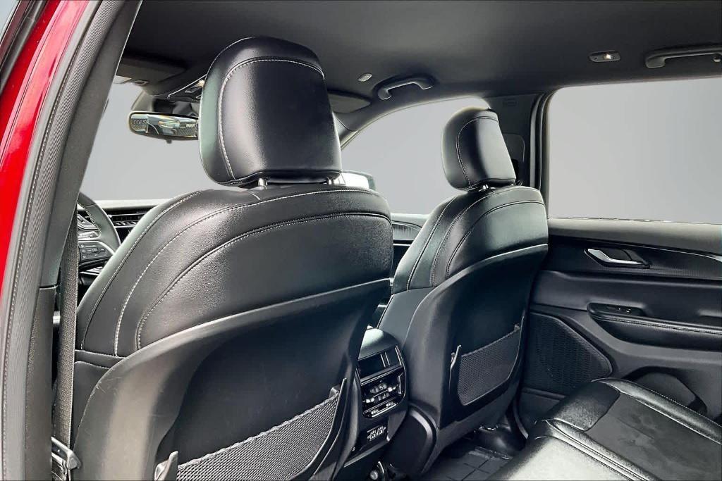 used 2024 Jeep Grand Cherokee car, priced at $26,888