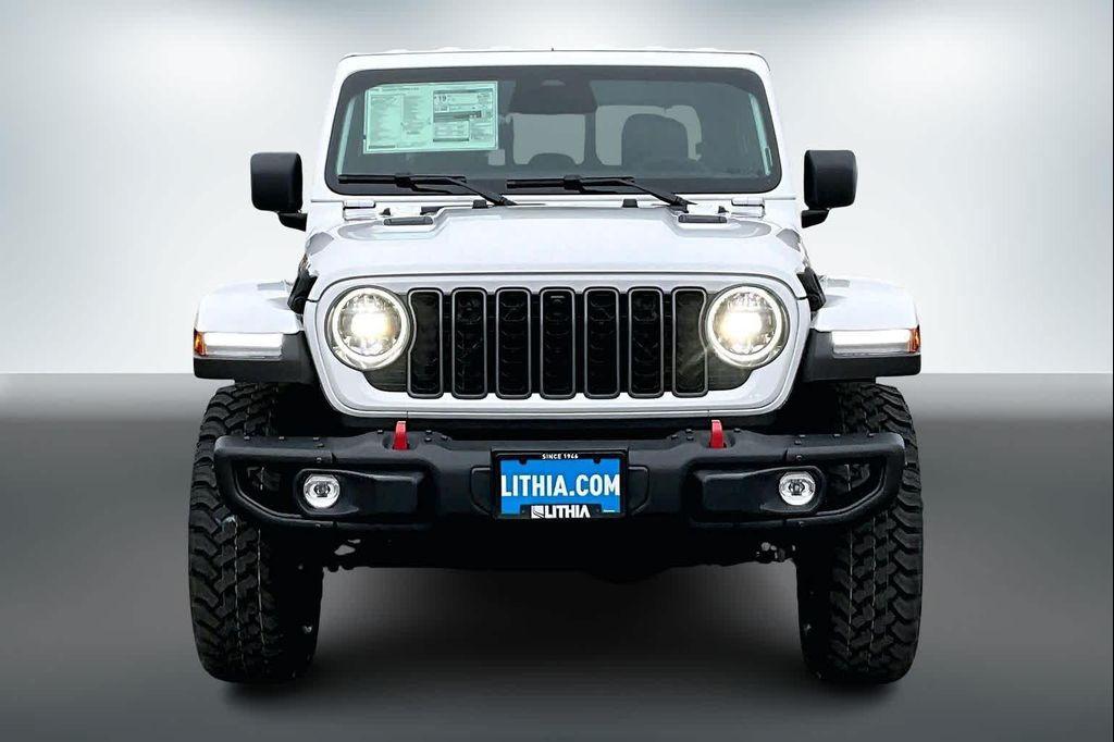 new 2026 Jeep Gladiator car, priced at $52,379