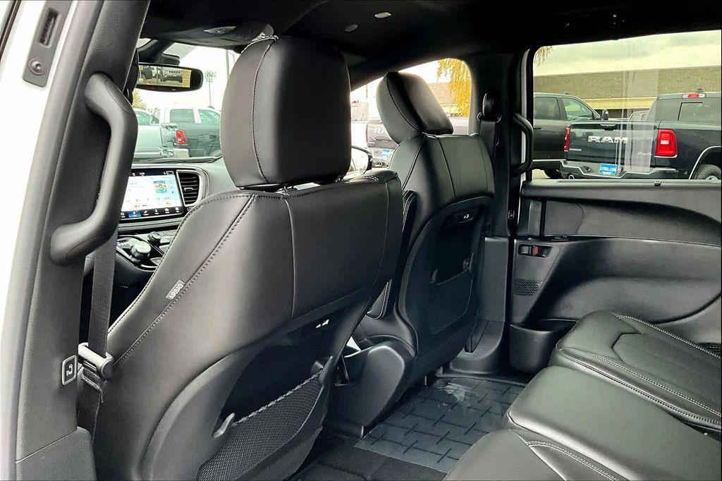 new 2026 Chrysler Pacifica car, priced at $41,315