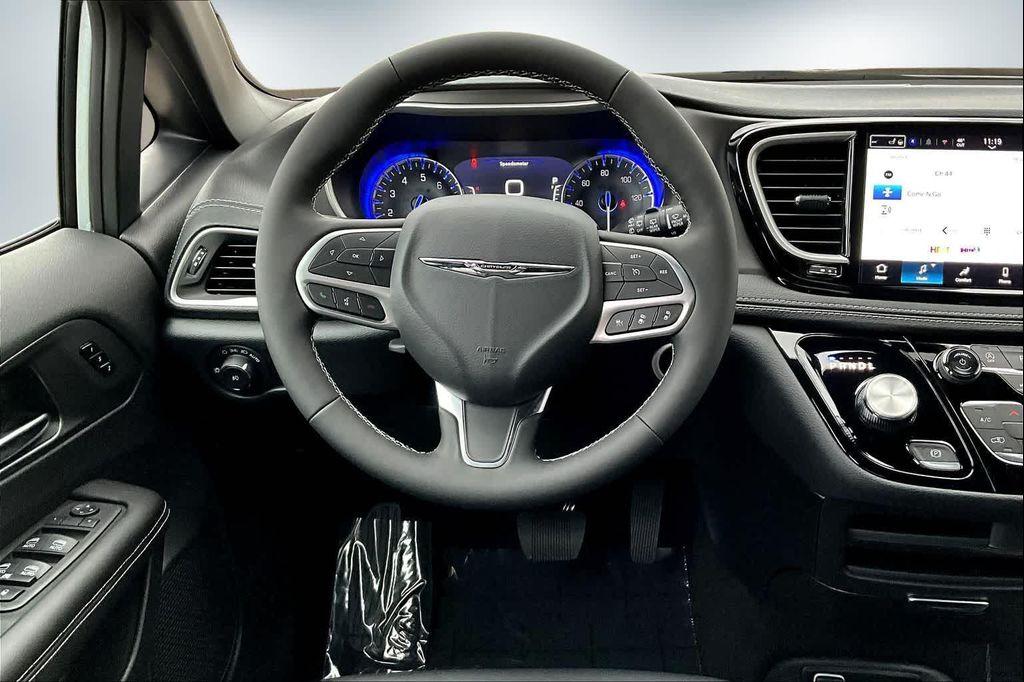 new 2026 Chrysler Pacifica car, priced at $41,315