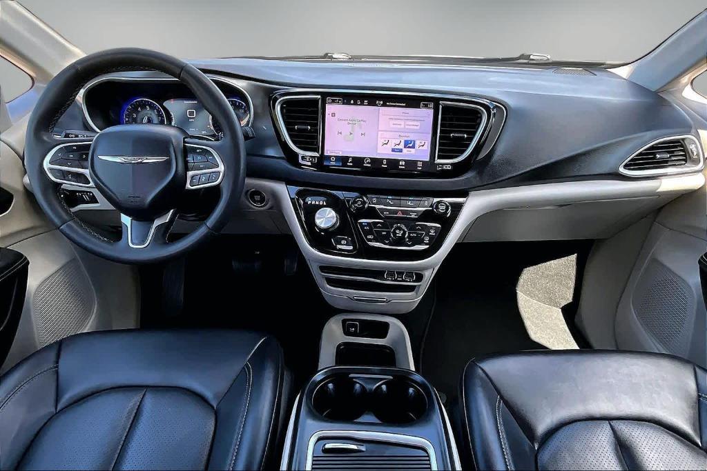 used 2024 Chrysler Pacifica car, priced at $23,888