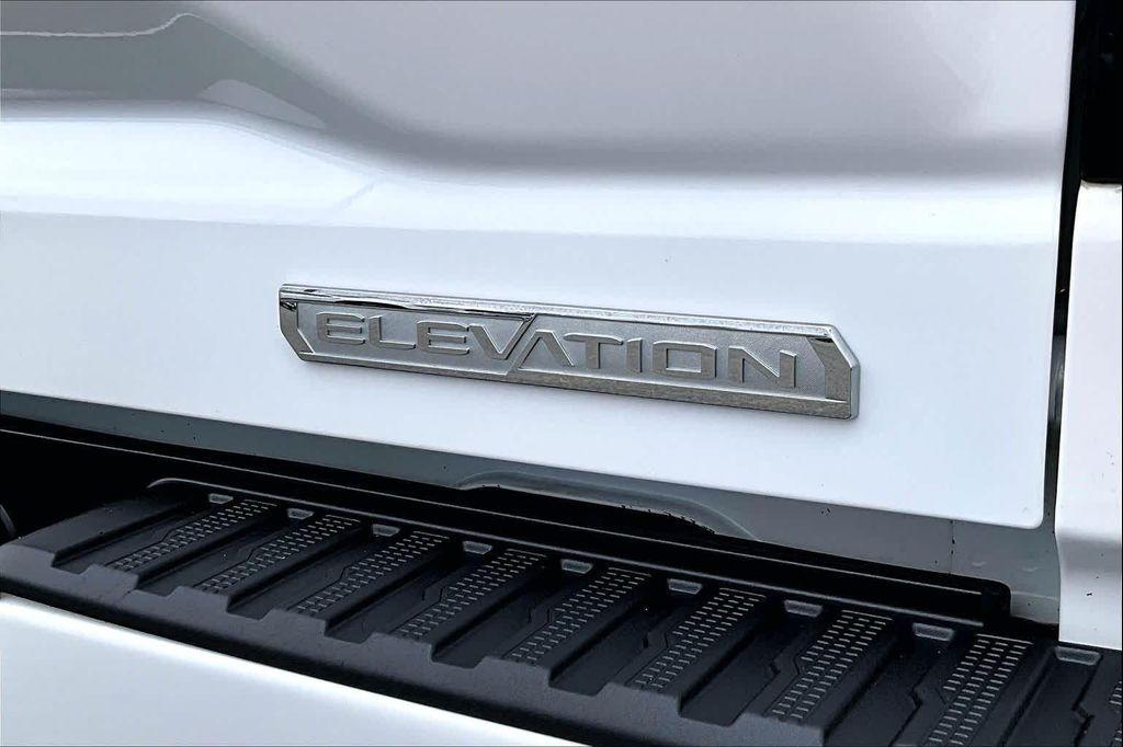 used 2022 GMC Sierra 1500 car, priced at $39,788