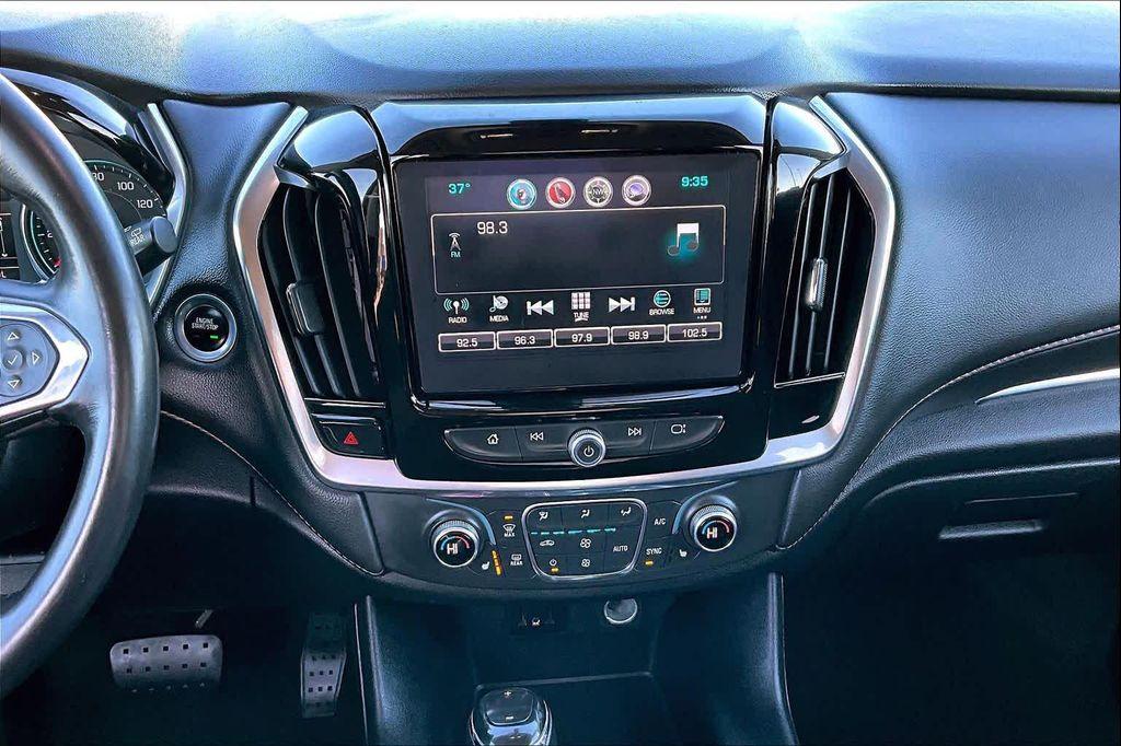 used 2019 Chevrolet Traverse car, priced at $18,988