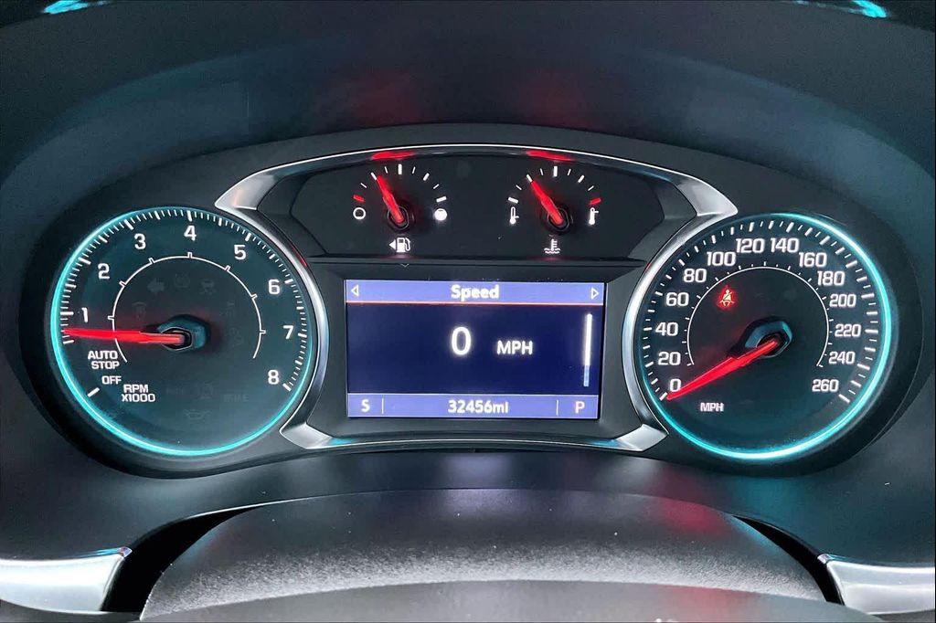 used 2023 Chevrolet Traverse car, priced at $30,588