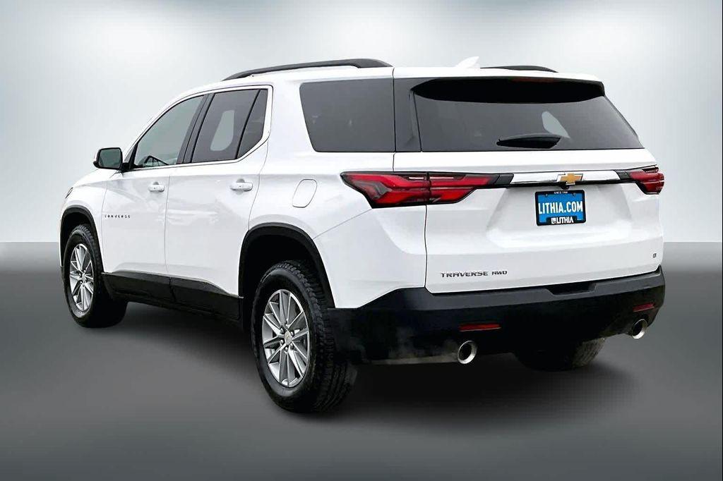 used 2023 Chevrolet Traverse car, priced at $30,588