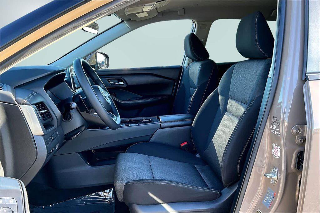 used 2024 Nissan Rogue car, priced at $20,288