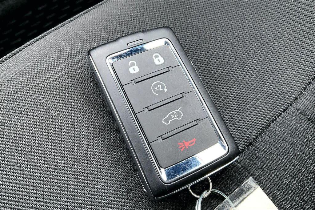 used 2024 Jeep Grand Cherokee L car, priced at $30,888