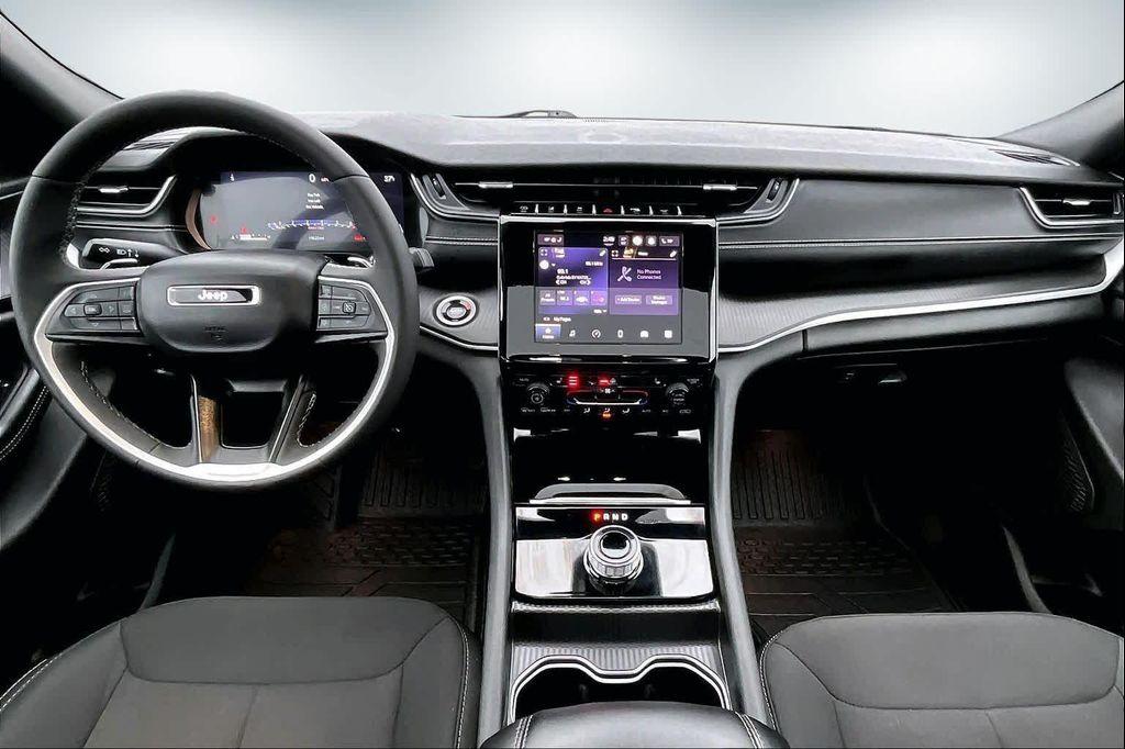 used 2024 Jeep Grand Cherokee L car, priced at $30,888