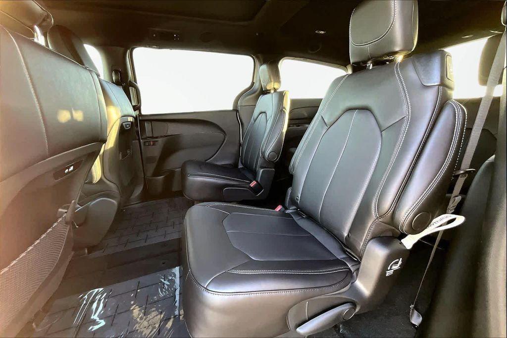 new 2026 Chrysler Pacifica car, priced at $49,315