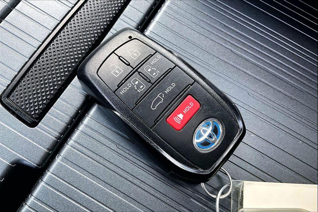 used 2024 Toyota Sienna car, priced at $45,888