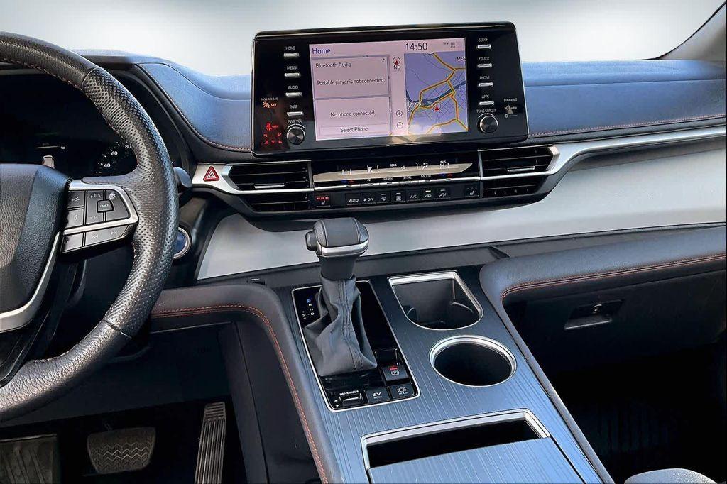 used 2024 Toyota Sienna car, priced at $45,888