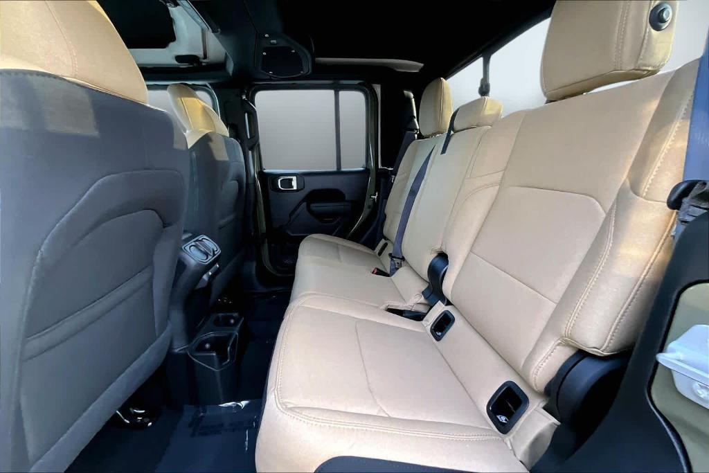 new 2026 Jeep Gladiator car, priced at $51,820