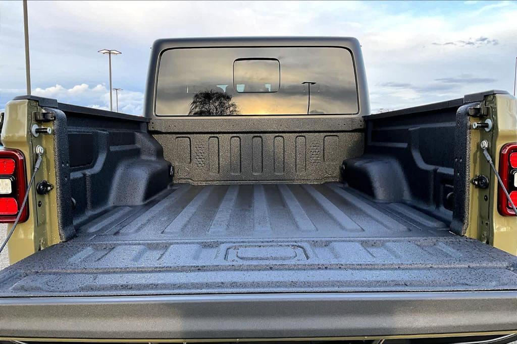 new 2026 Jeep Gladiator car, priced at $51,820