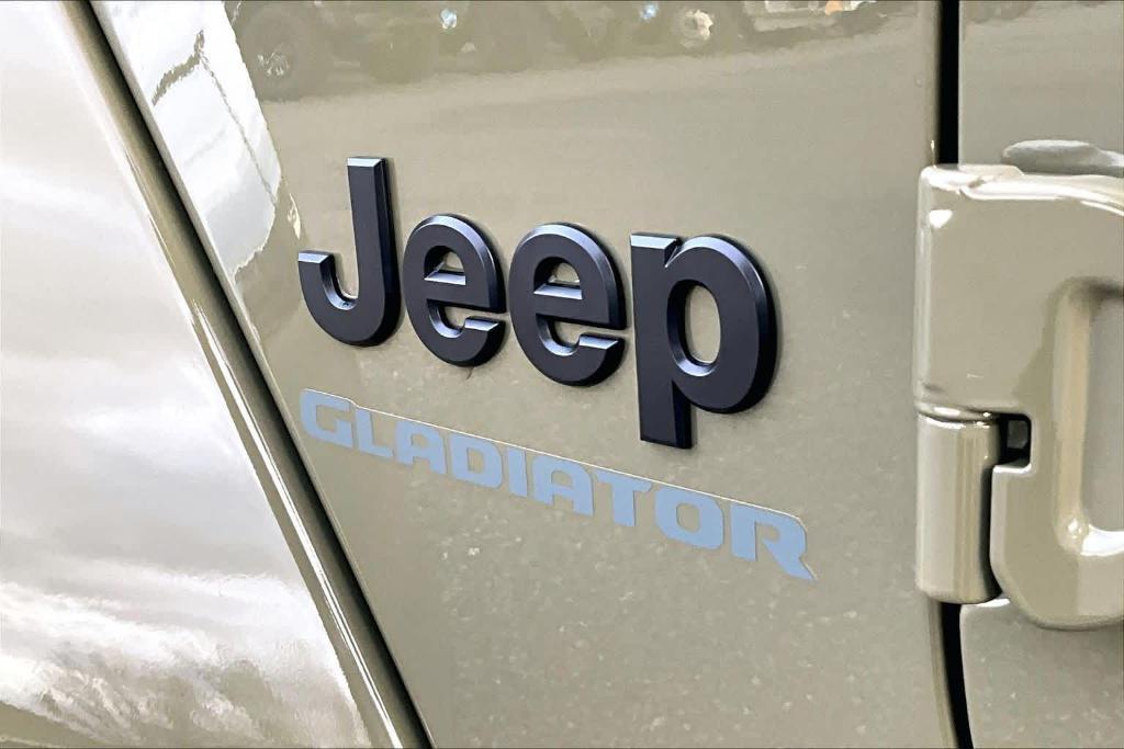 new 2026 Jeep Gladiator car, priced at $51,820