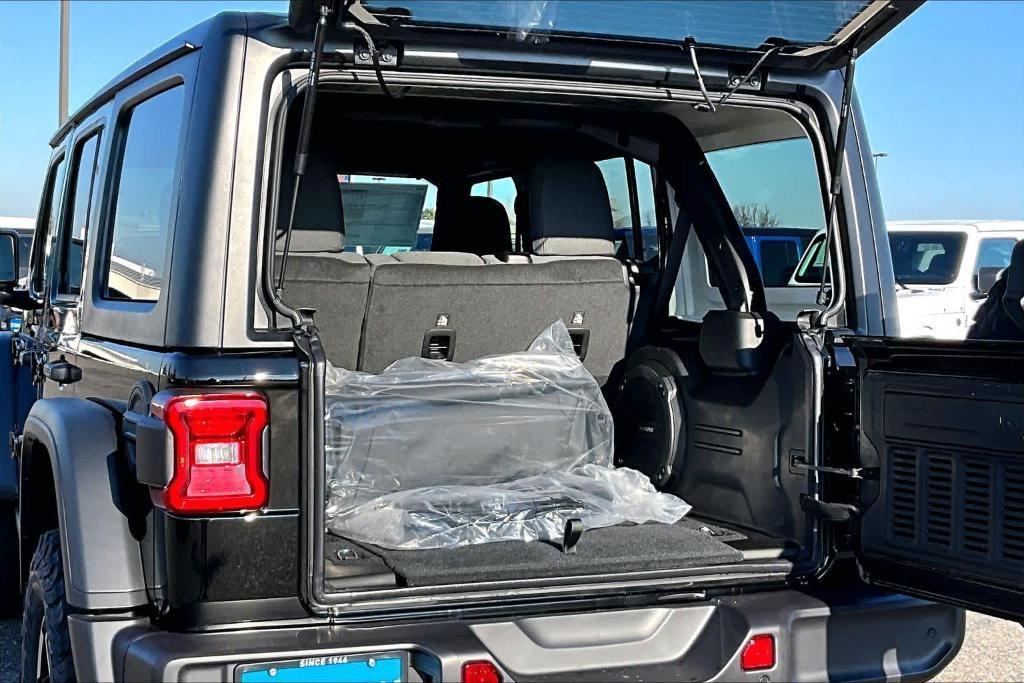 new 2026 Jeep Wrangler car, priced at $55,585