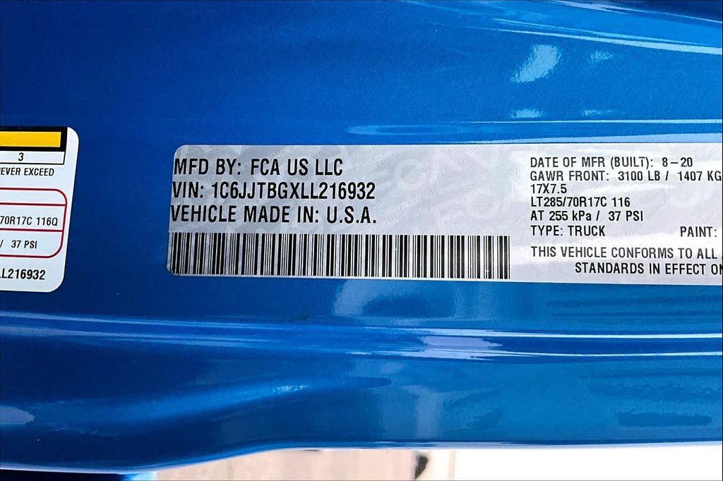 used 2020 Jeep Gladiator car, priced at $35,888