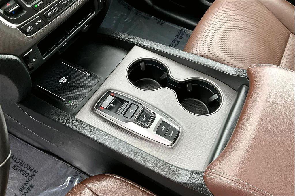 used 2025 Honda Ridgeline car, priced at $33,788