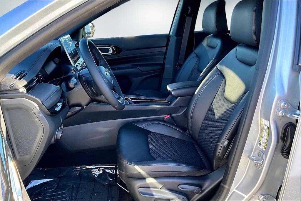 new 2026 Jeep Compass car, priced at $29,180