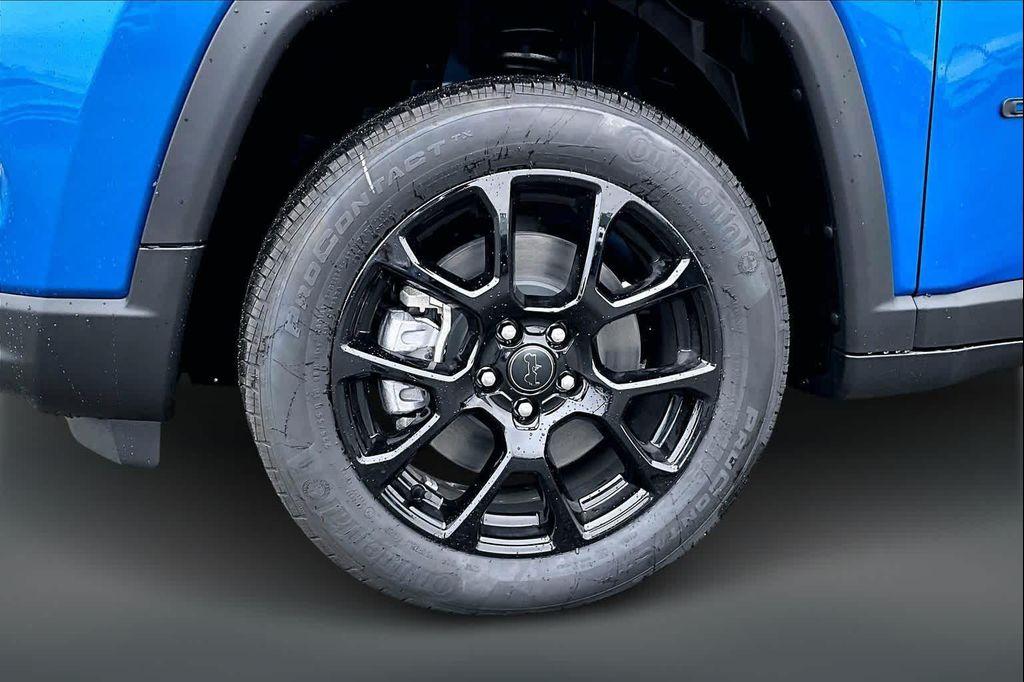 new 2026 Jeep Compass car, priced at $30,380