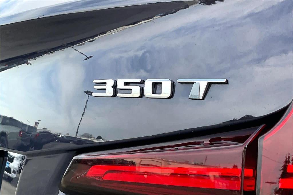 used 2024 Cadillac XT4 car, priced at $28,488