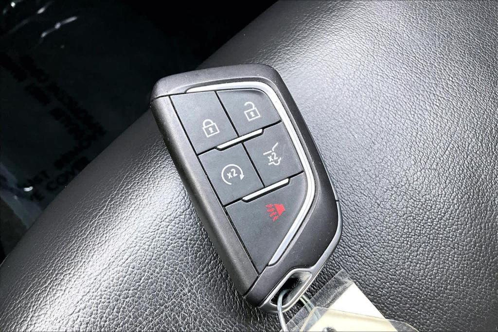 used 2024 Cadillac XT4 car, priced at $28,488